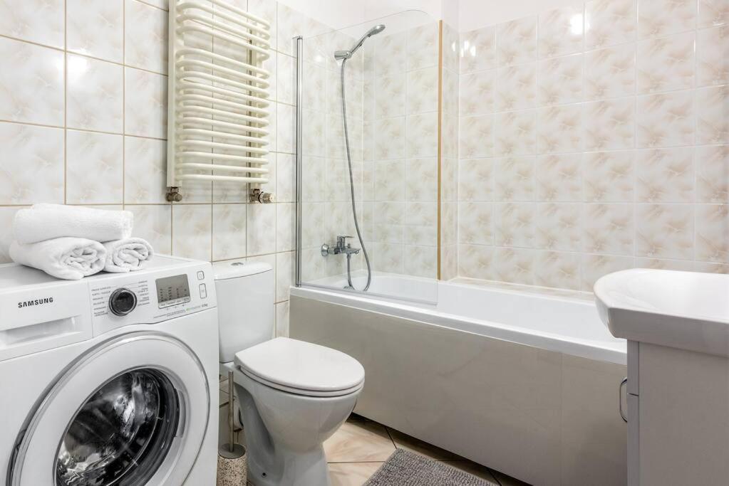Ap. Olimpia 1 Pok. 2 Osoby, Downtown, Free Parking Apartment *